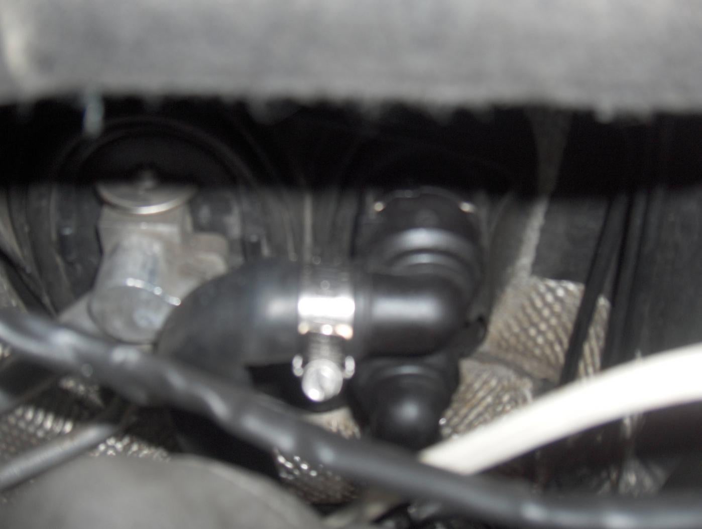 How to replace a leaking EGR coolant hose on a 2006 VW Jetta TDI